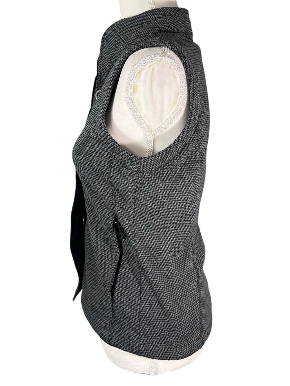Royal Robbins Gray Tweed Fleeced Button Front Vest High Collar Small - Picture 7 of 10